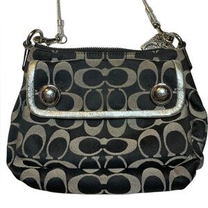 Coach Poppy Small Crossbody Swing pack Messenger Bag